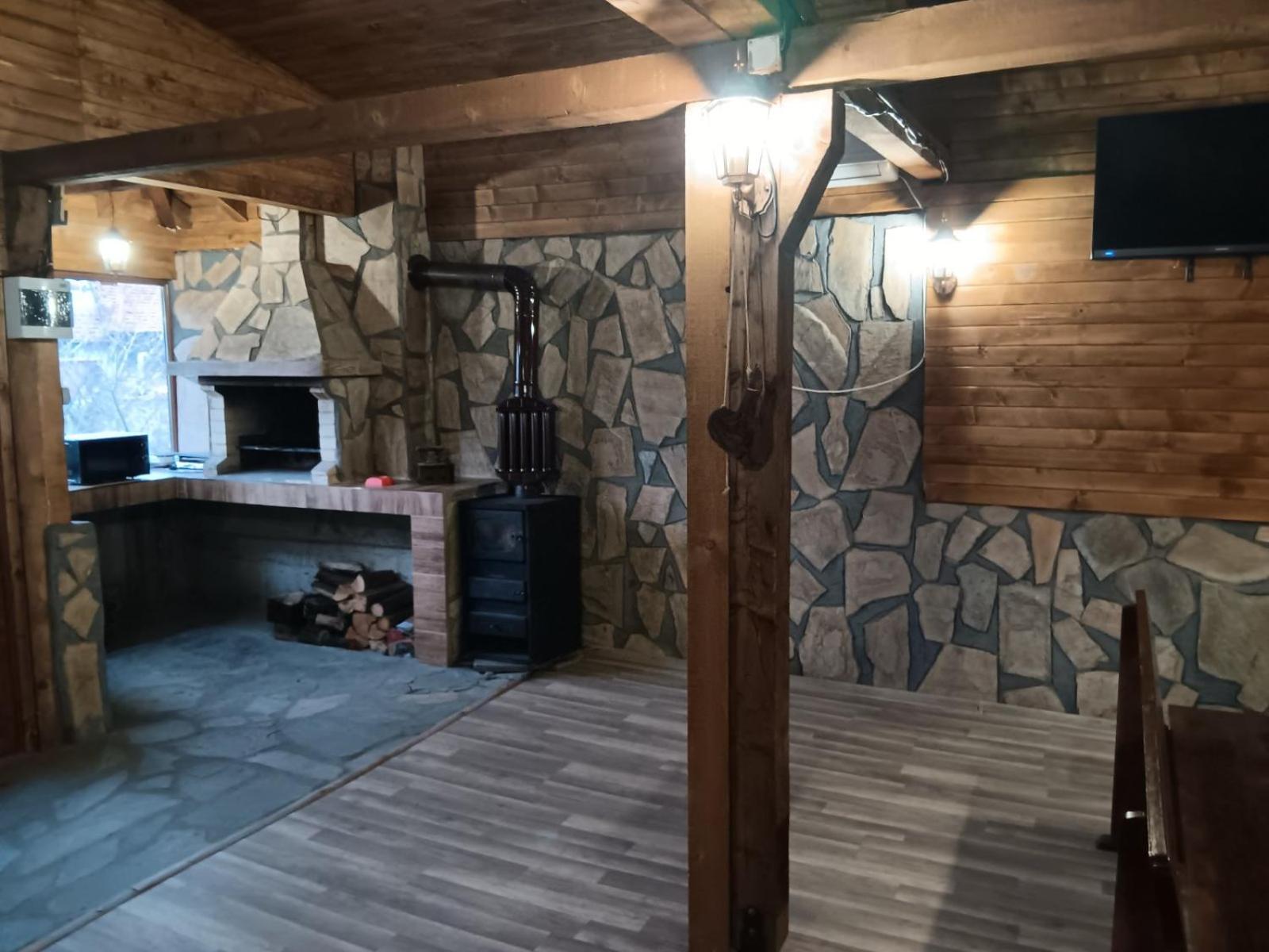 Къща Момина Сълза Hotel Sapareva Banya ภายนอก รูปภาพ